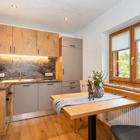 Haus Bergliebe アパート *